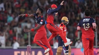 Cricket : Romario Shepherd Plays Key Role as RCB Beat Punjab to Win Maiden IPL Title