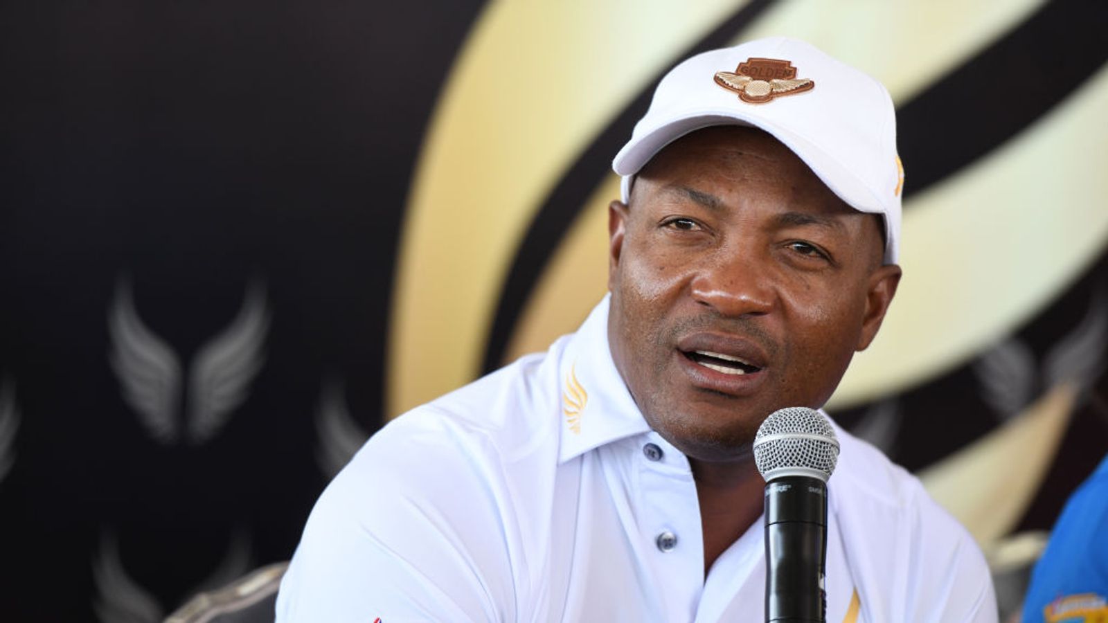 Cricket : Lara: Get Bravo, Gayle involved
