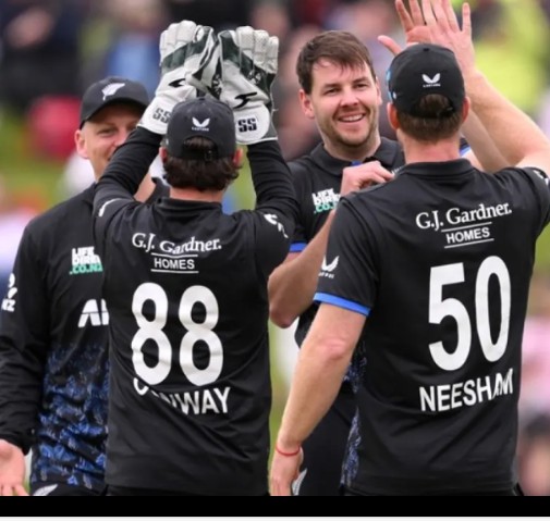 Cricket :  New Zealand Clinches Series in Commanding Fashion