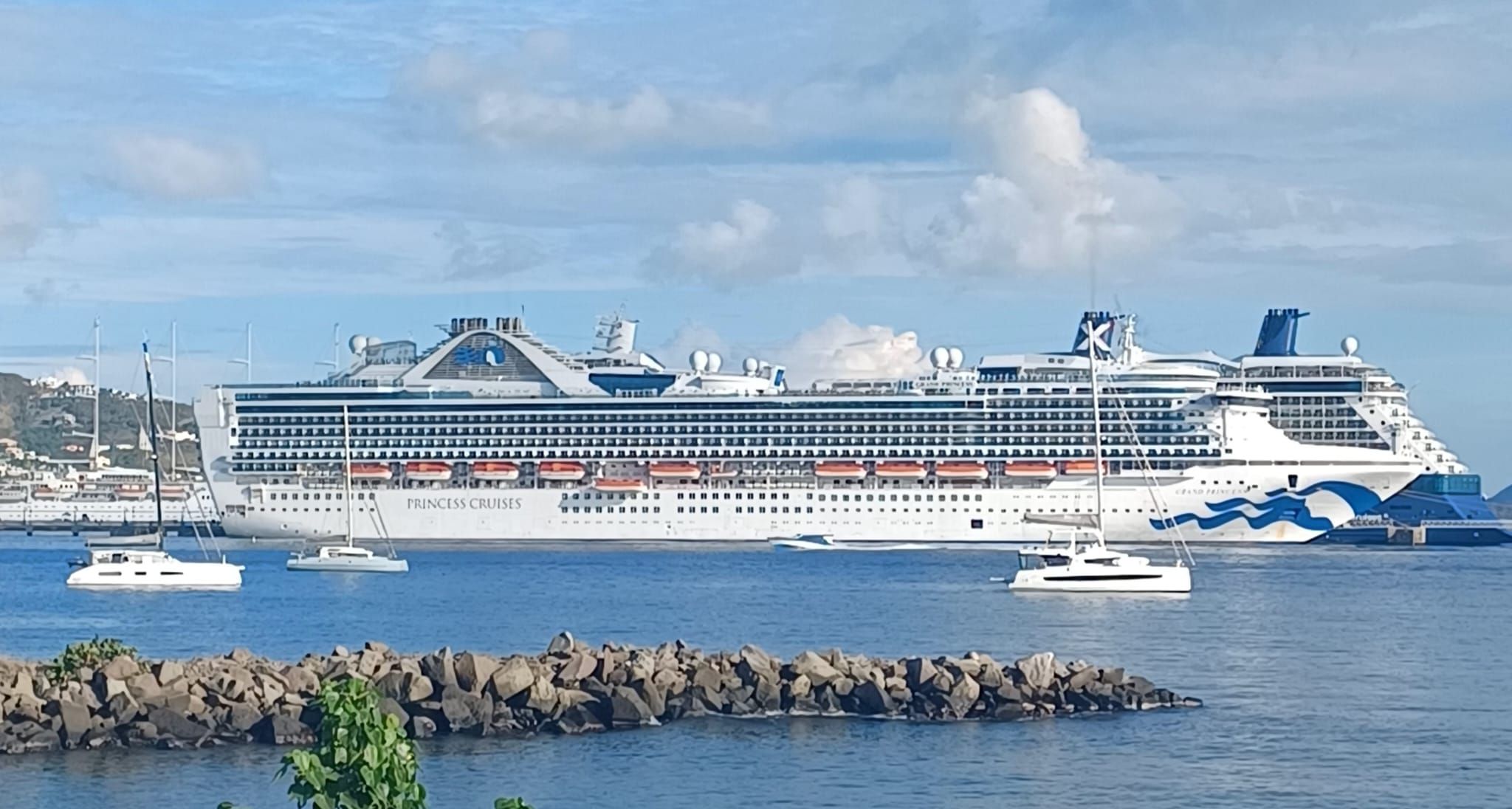 Three Cruise Ships Call at Port Zante on Tuesday