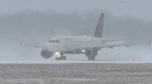 Thousands of Flights Cancelled as Major Winter Storm Sweeps Across the United States