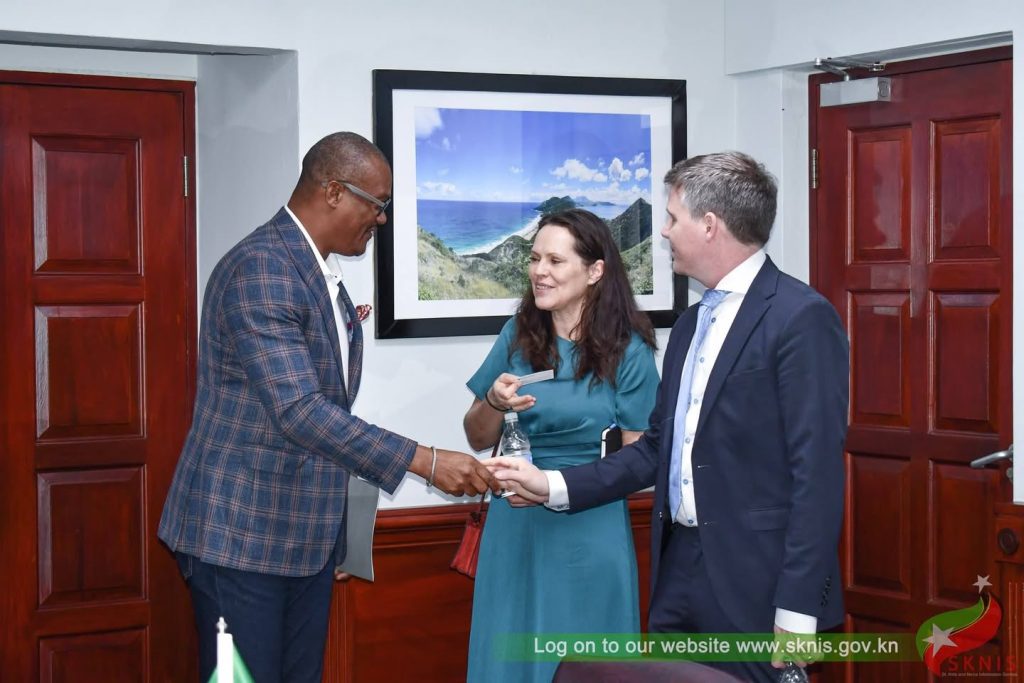 Spanish and Swedish ambassadors call on Governor-General and Acting Prime Minister