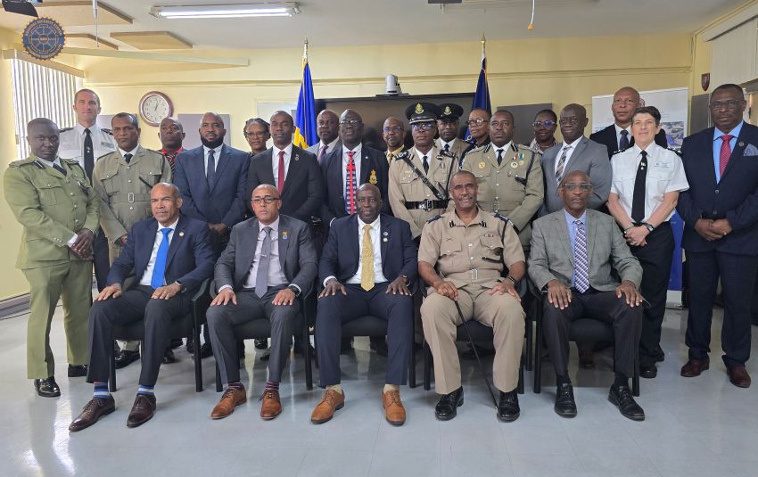 Sixteen RSS Officers Complete International Leadership And Management (Gold) Course