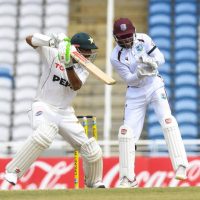 Cricket : Pakistan Close in On West Indies First-Innings Total